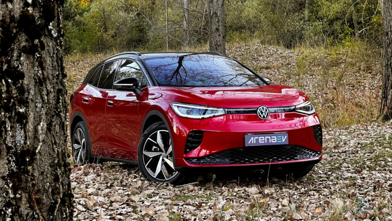 Volkswagen ID.4 GTX, मात्र 52.98 लाख में 6 एयरबैग, 497 km की लंबी रेंज और डिजिटल फीचर्स