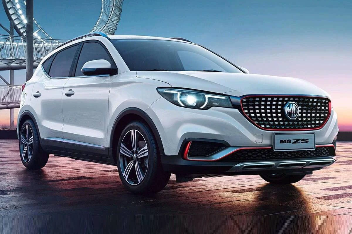 MG Astor लॉन्च मात्र 9.95 लाख में, 7 एयरबैग, ऑटोमेटिक फीचर्स और जबरजस्त डिजाइन